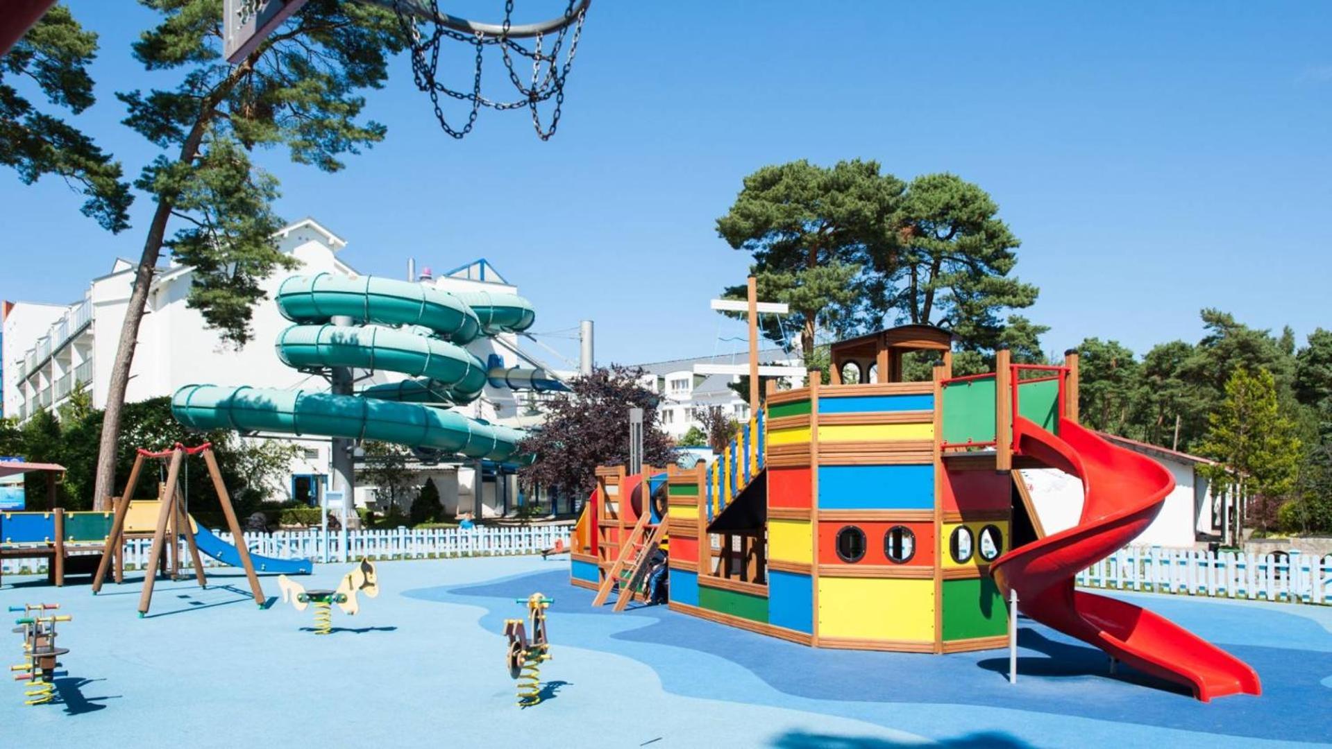 Sandra Spa Pogorzelica & Aquapark エクステリア 写真